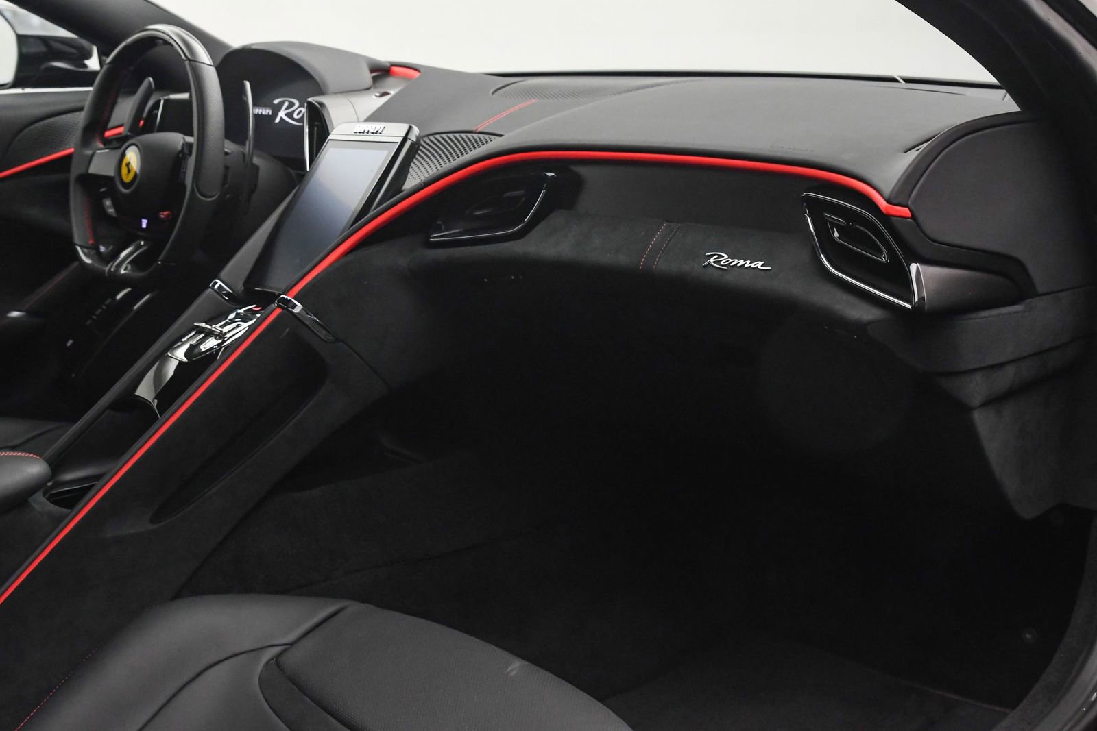 Used 2023 Ferrari Roma image 20