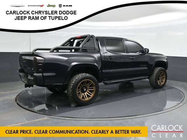 Used 2021 Toyota Tacoma SR5 image 3