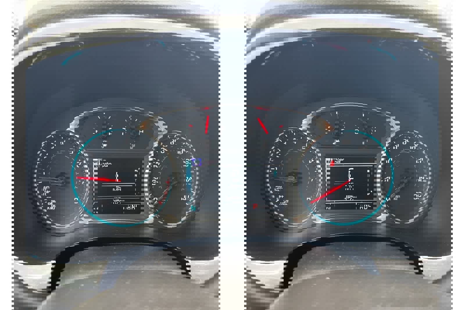 Used 2019 Chevrolet Traverse LT image 19