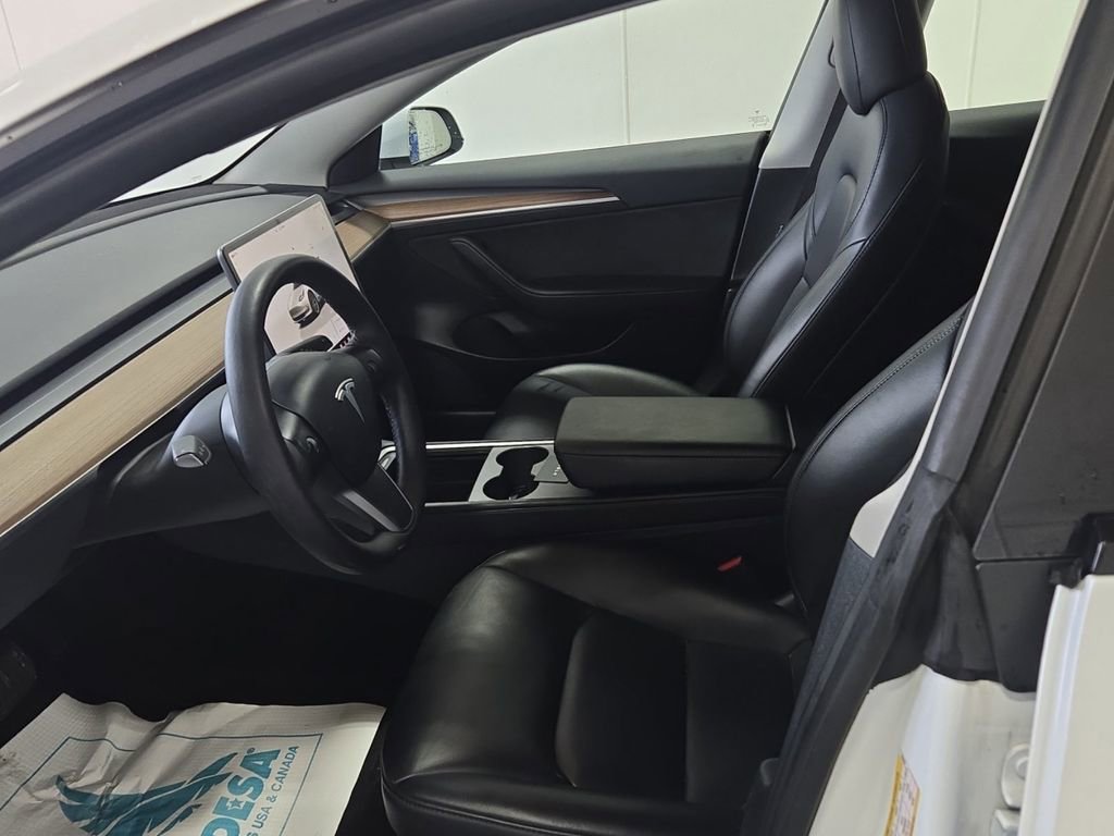 Used 2022 Tesla Model 3 image 3