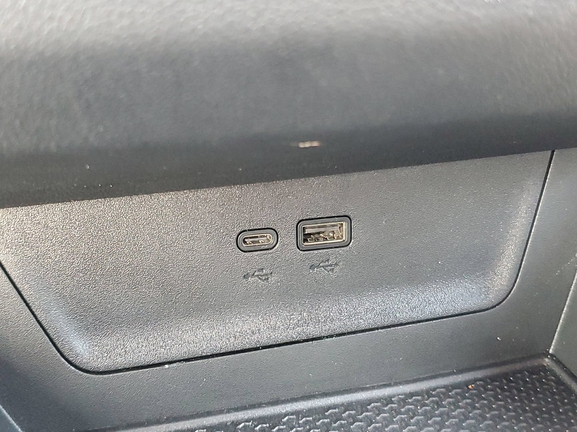 Used 2026 Chevrolet Equinox LT w/ Convenience Package II FWD image 31