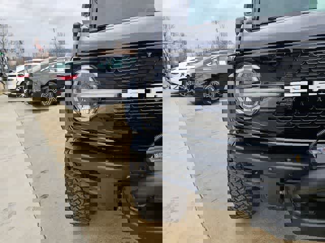Used 2024 Ford Bronco Everglades image 10