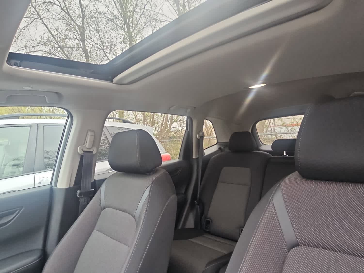 Used 2024 Honda CR-V EX image 6