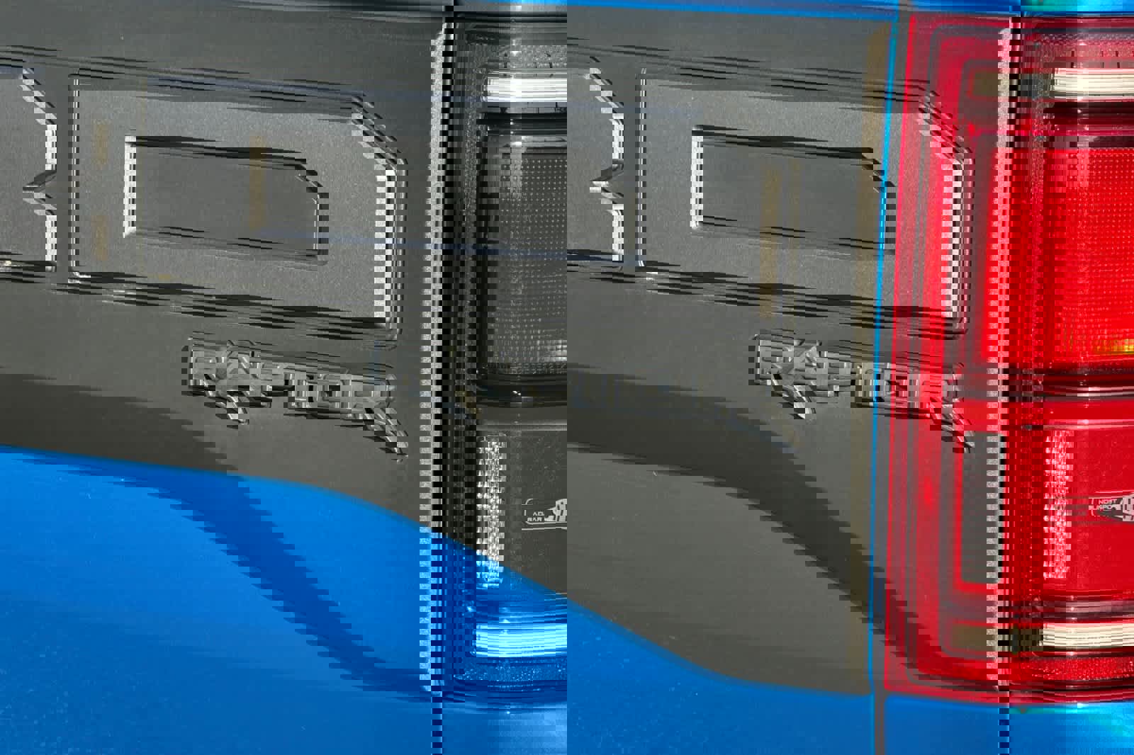 Used 2019 Ford F150 Raptor w/ Equipment Group 802A Luxury image 27