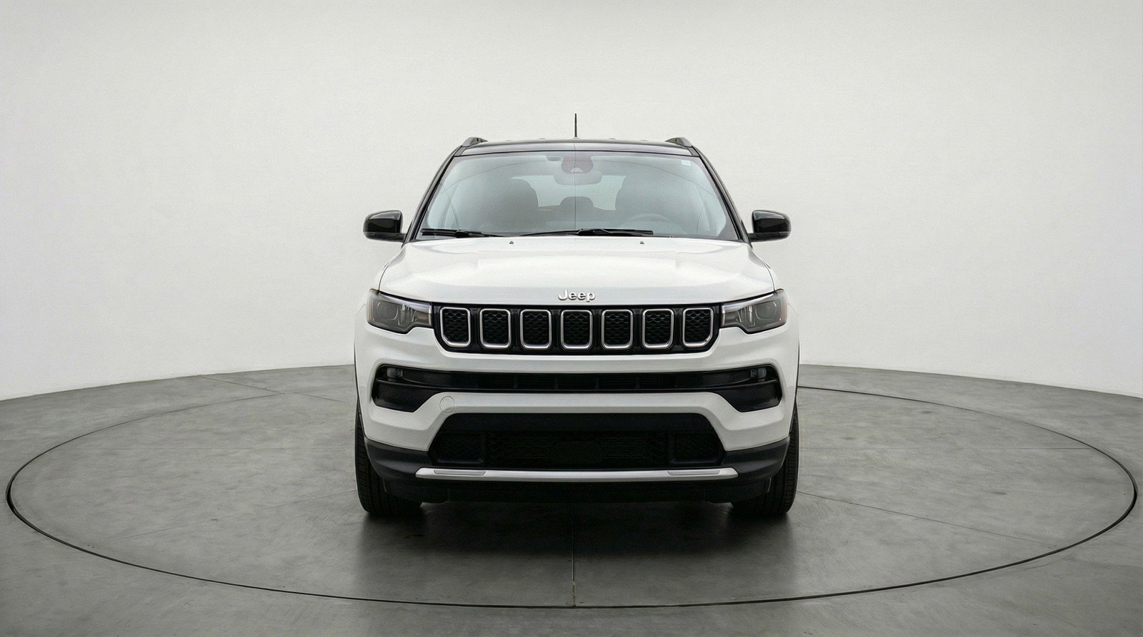 Used 2025 Jeep Compass Limited image 2