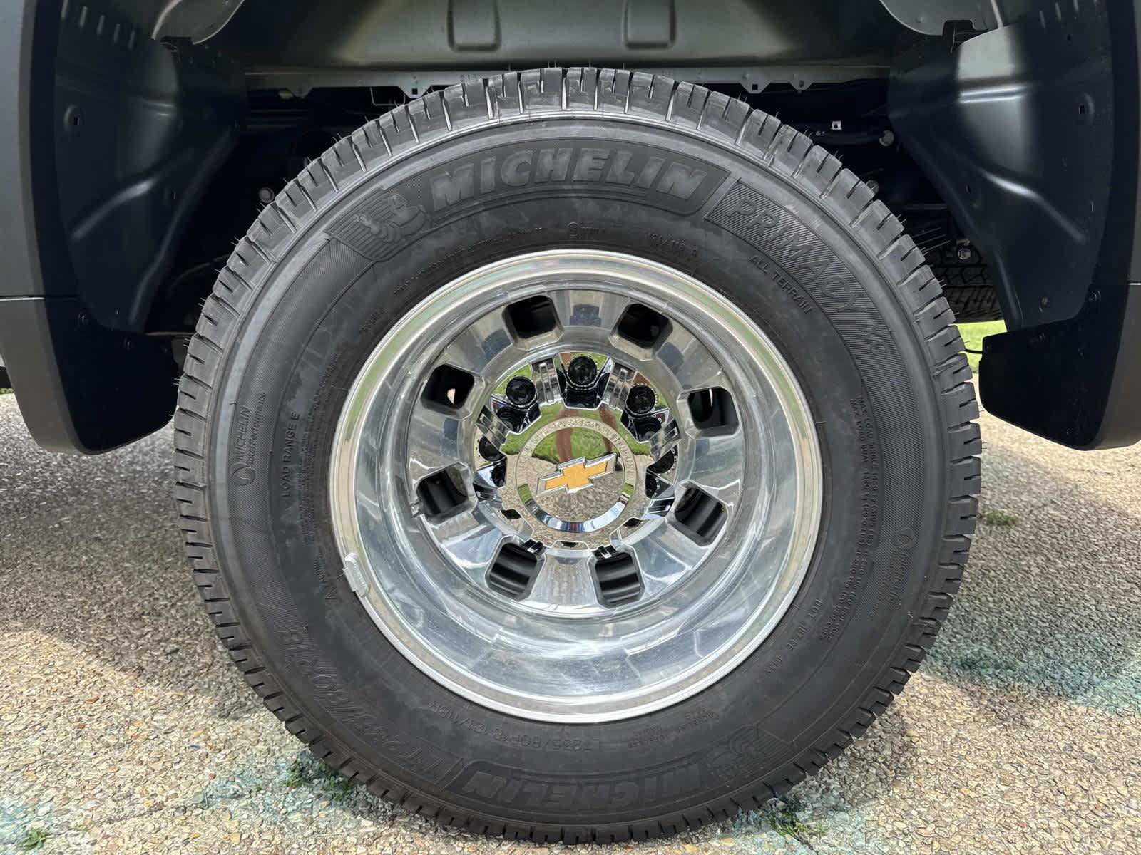 New 2026 Chevrolet Silverado 3500 LT AWD/4WD image 3