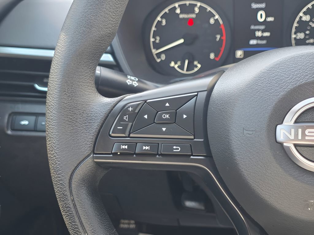 Used 2024 Nissan Altima 2.5 S image 14