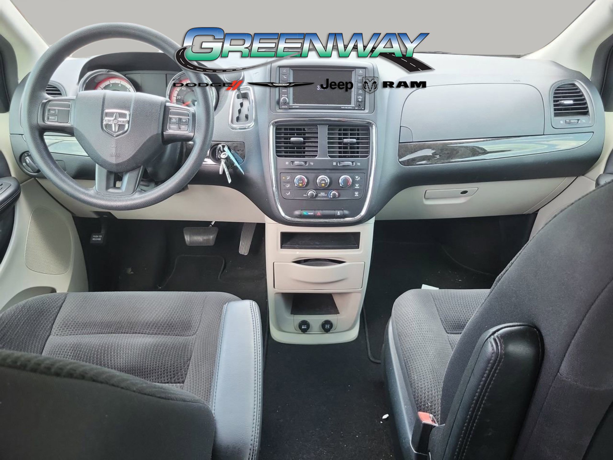 Used 2019 Dodge Grand Caravan SE FWD image 9
