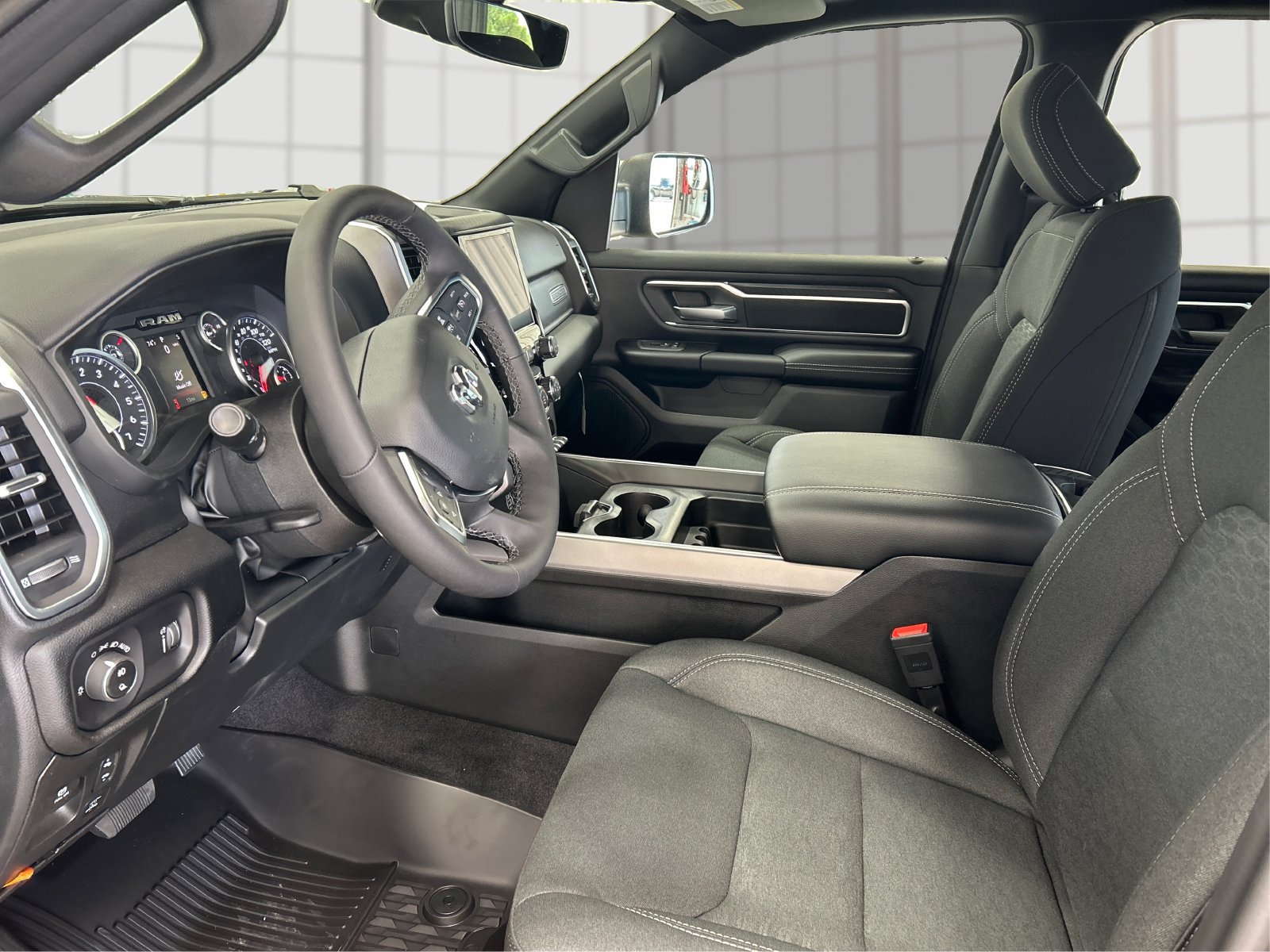 New 2026 RAM 1500 Big Horn AWD/4WD image 9