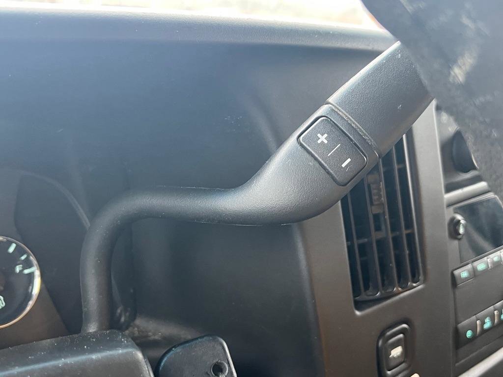 Used 2016 GMC Savana 3500 Extended RWD image 19