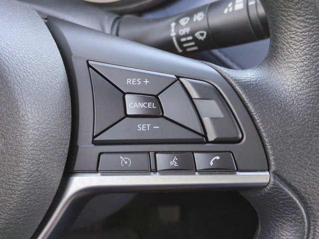 Used 2025 Nissan Versa SV w/ Trunk Package image 23