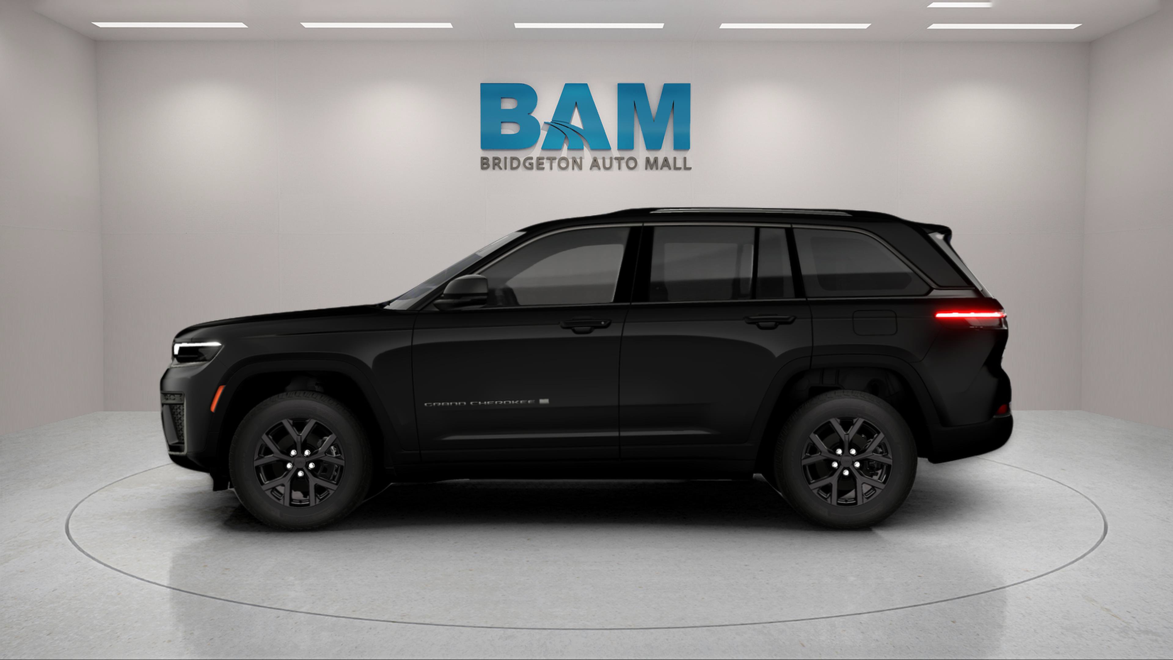 New 2026 Jeep Grand Cherokee Altitude AWD/4WD image 12