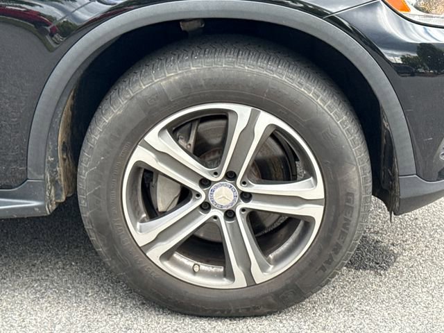Used 2017 Mercedes-Benz GLC 300 4MATIC image 11