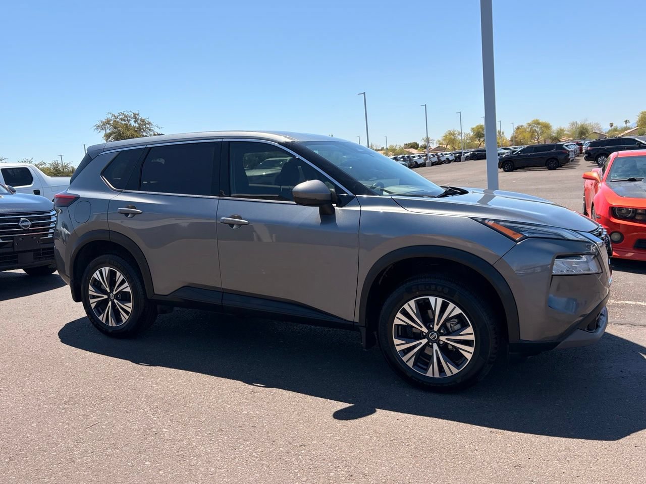 Used 2021 Nissan Rogue SV FWD image 6