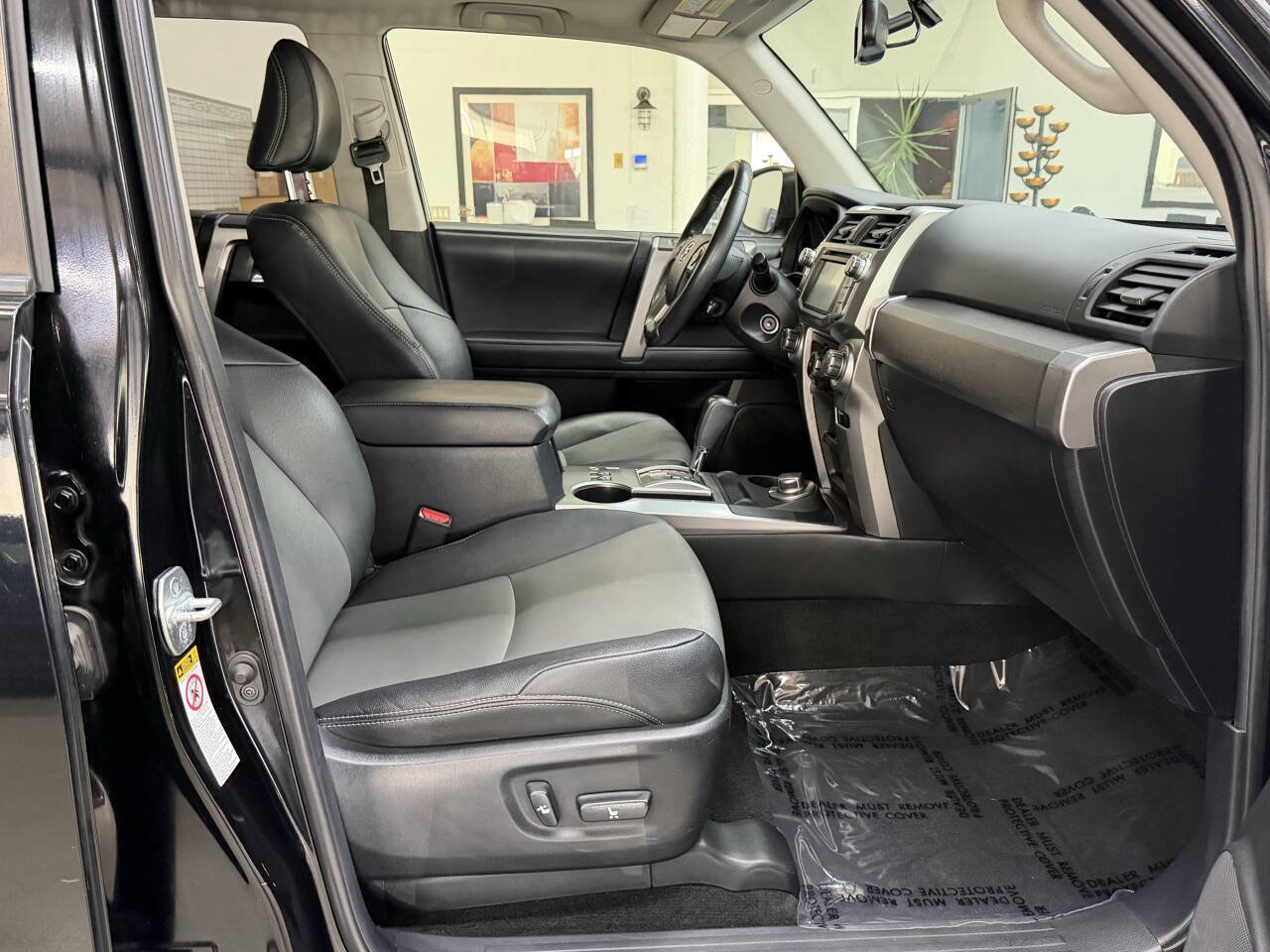 Used 2019 Toyota 4Runner SR5 Premium AWD/4WD image 18