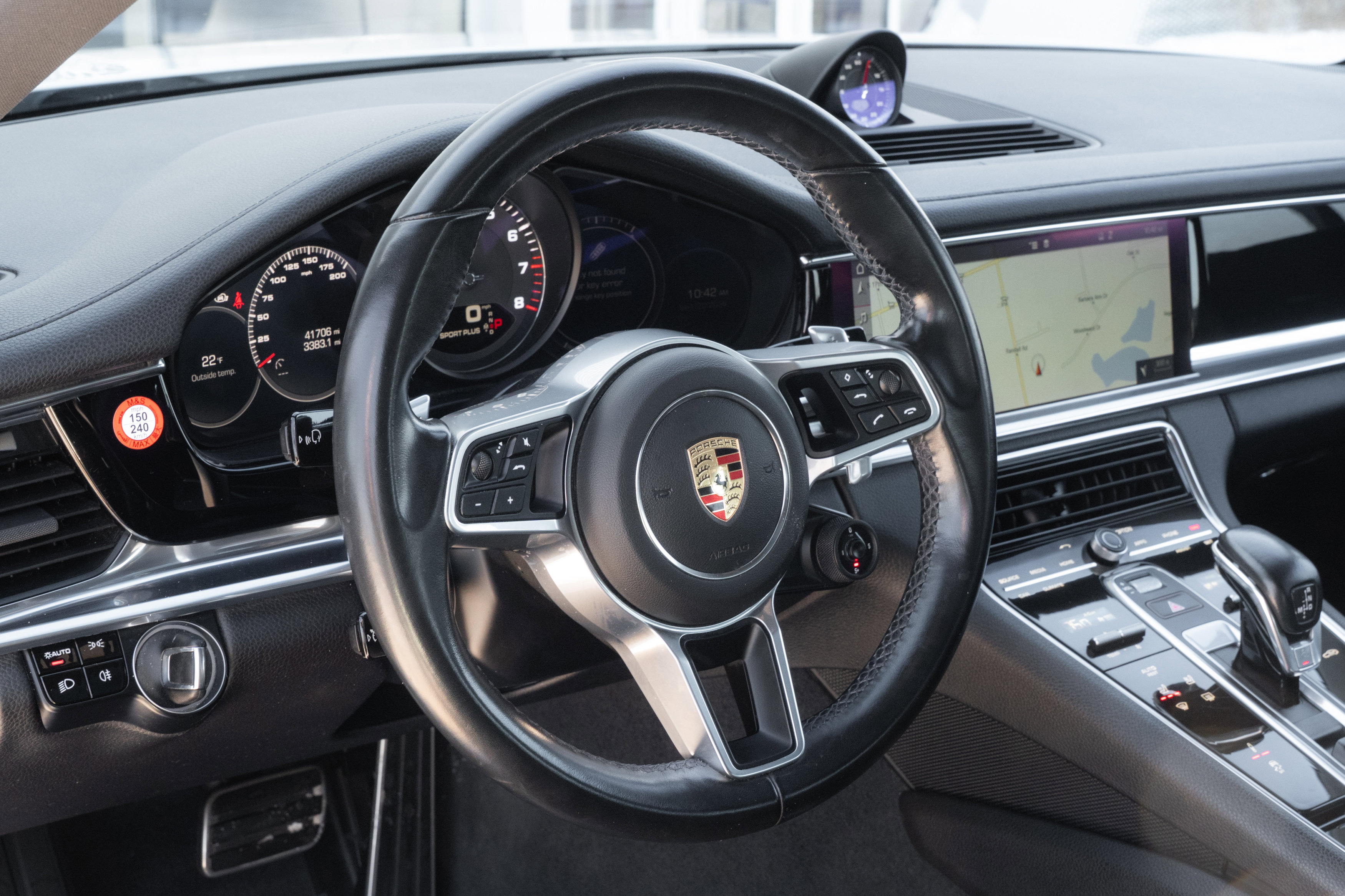 Used 2020 Porsche Panamera 4S image 11