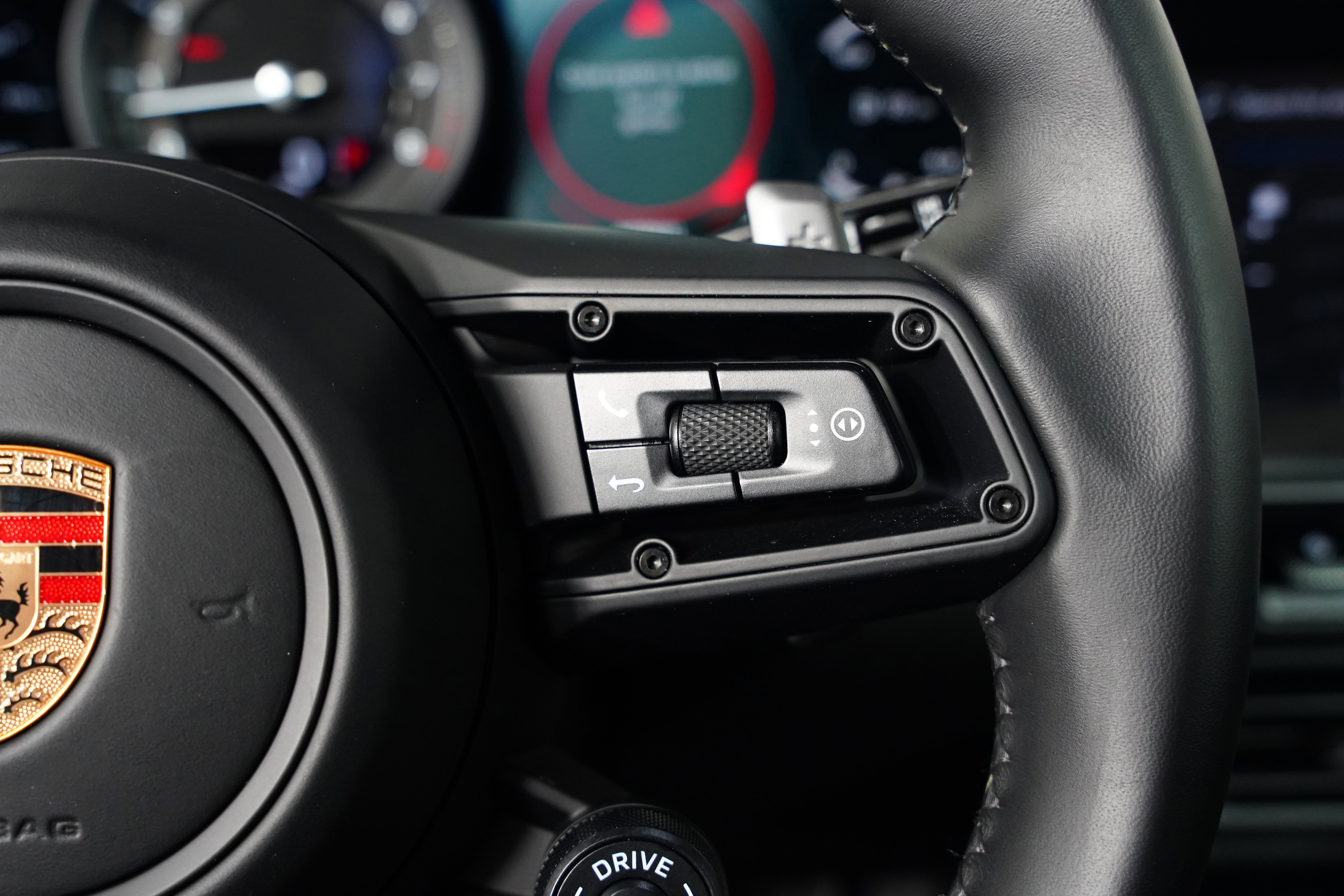 Used 2024 Porsche 911 Carrera S w/ Sport Package image 47