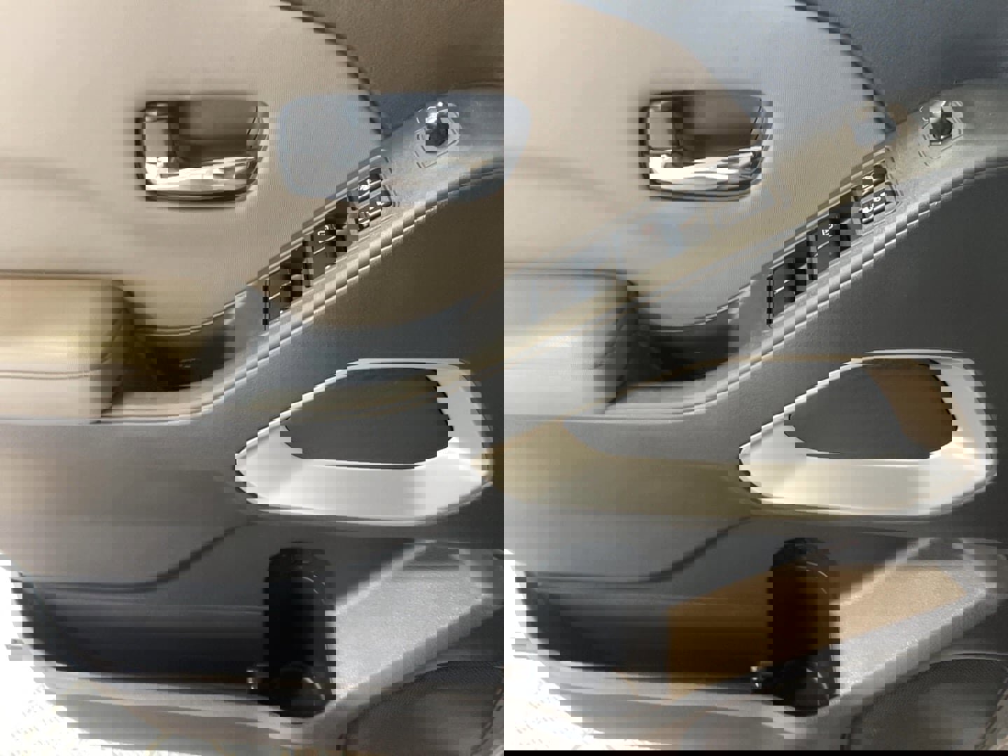 Used 2023 Nissan Frontier SV w/ SV Convenience Package image 12