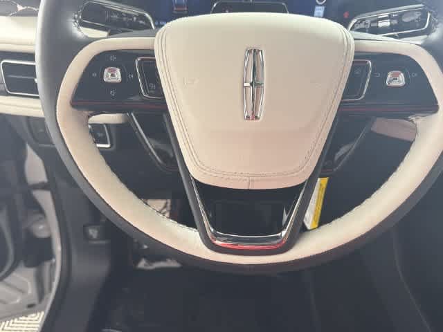 New 2027 Lincoln Aviator Black Label w/ Jet Appearance Package AWD/4WD image 9