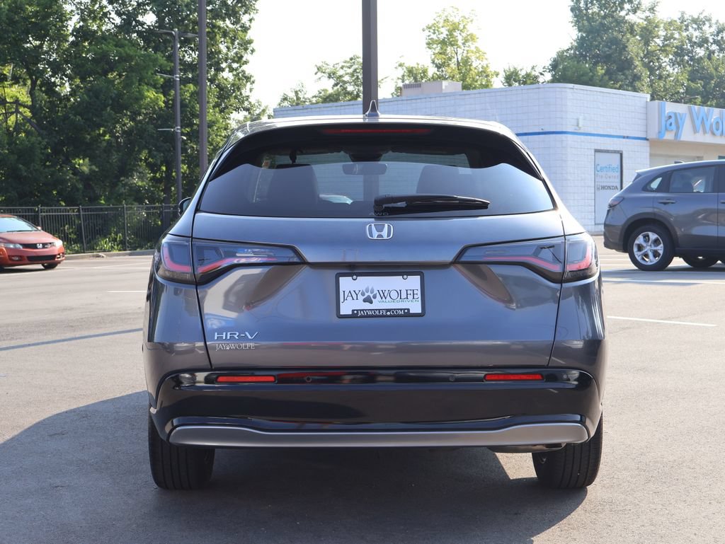 Certified 2024 Honda HR-V EX-L image 6