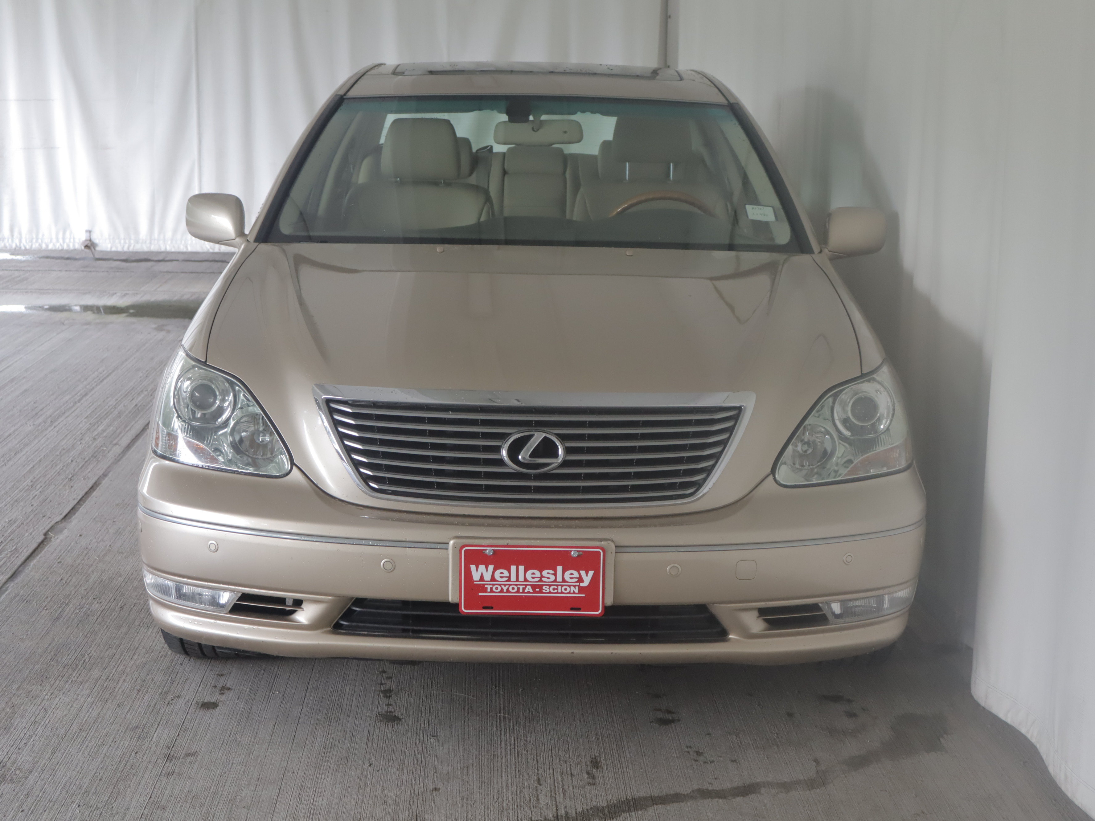 Used 2005 Lexus LS 430 RWD image 6