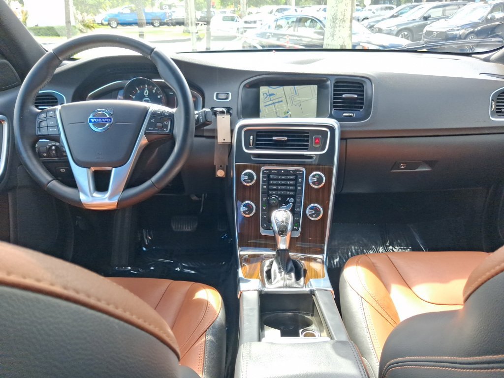 Used 2015 Volvo S60 T5 Platinum FWD image 9