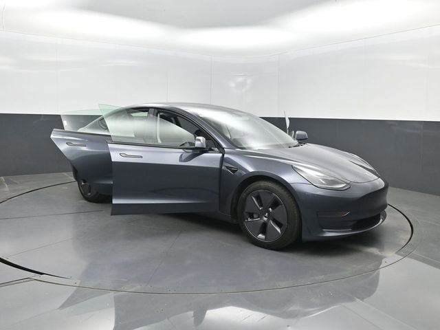 Used 2023 Tesla Model 3 Standard Range RWD image 32