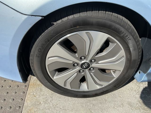 Used 2015 Hyundai Sonata Limited w/ Option Group 02 image 11