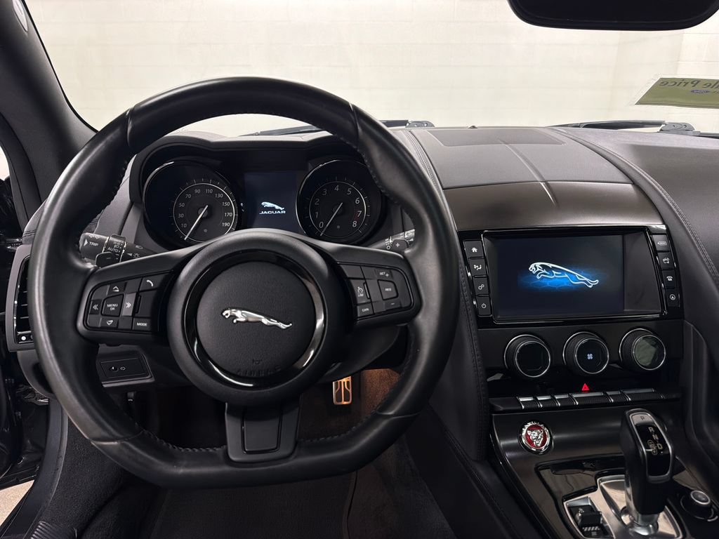 Used 2017 Jaguar F-TYPE S RWD image 8