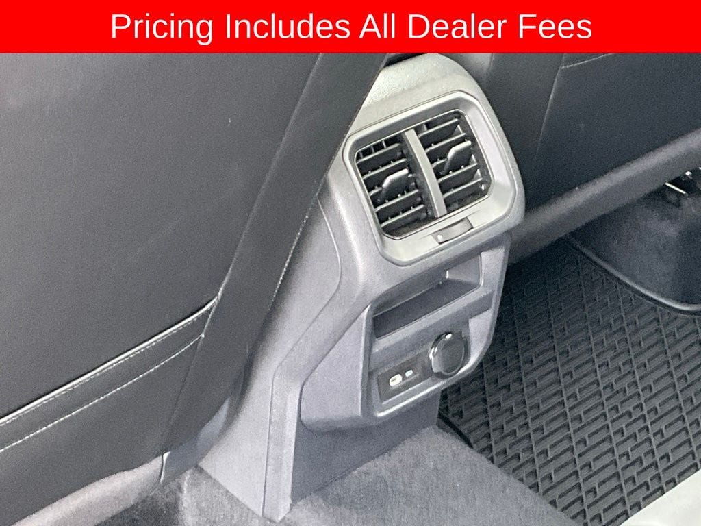 Used 2022 Volkswagen Tiguan SE FWD image 14