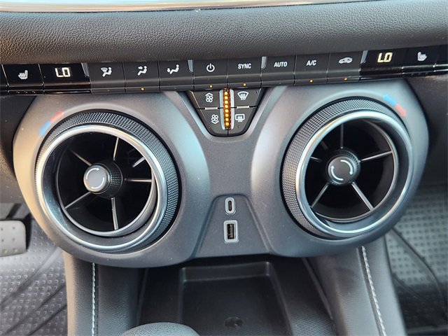 Used 2024 Chevrolet Blazer LT w/ Convenience Package image 18