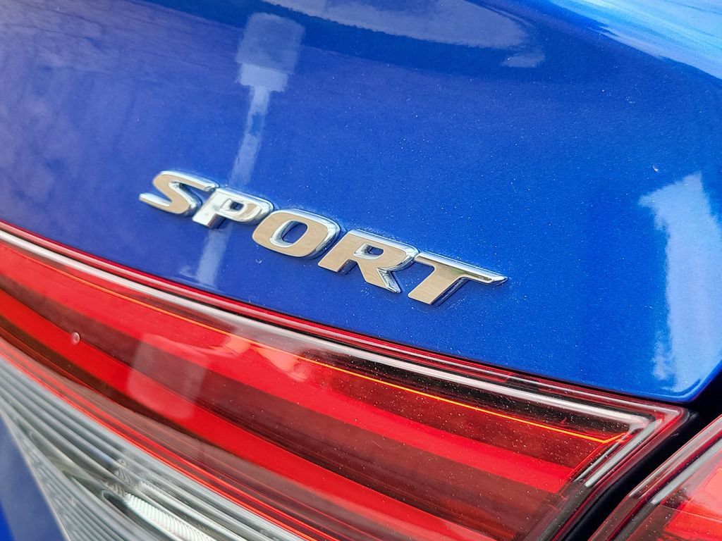Certified 2022 Honda Civic Sport image 9