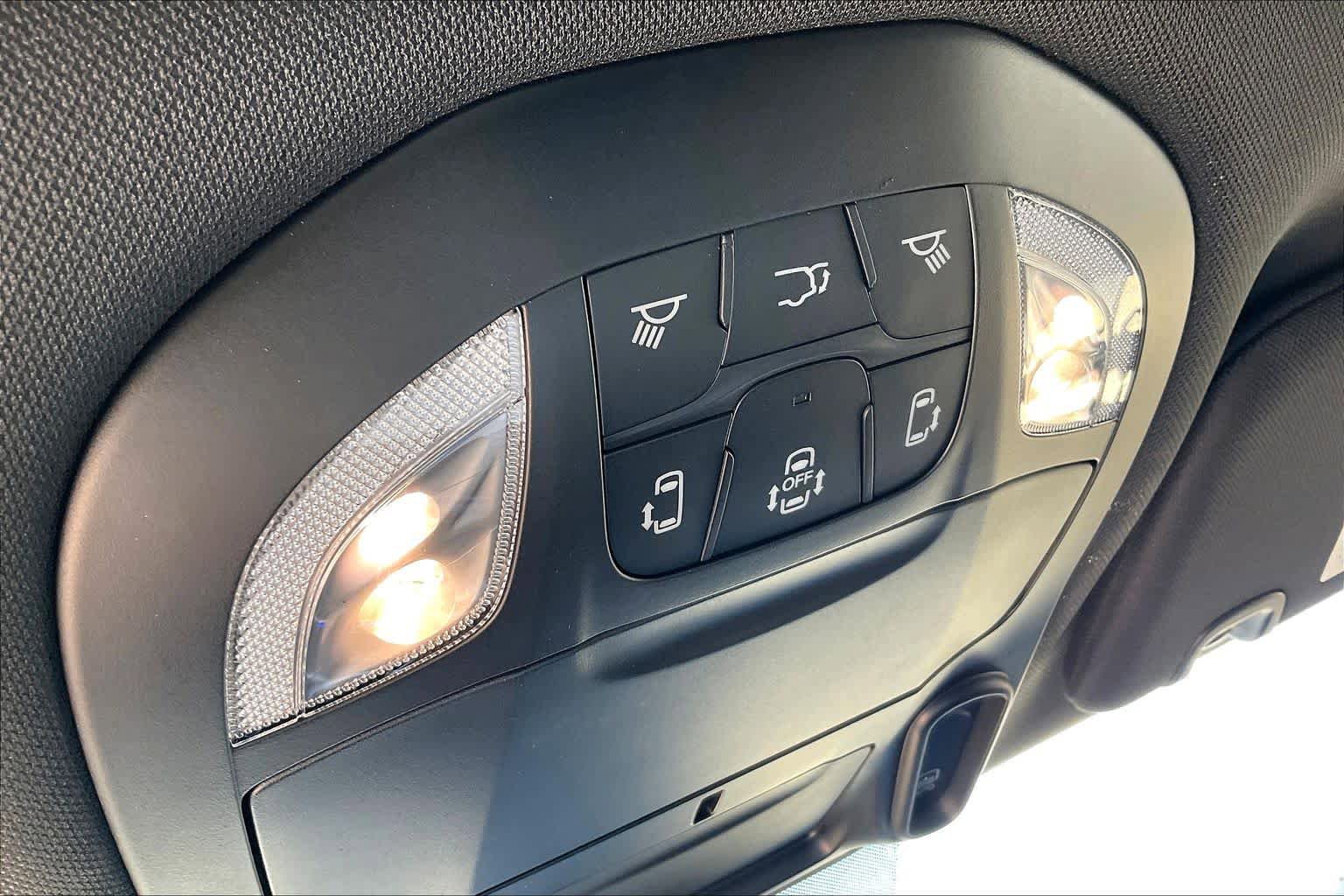 New 2026 Chrysler Pacifica Limited w/ S Appearance Package FWD image 18