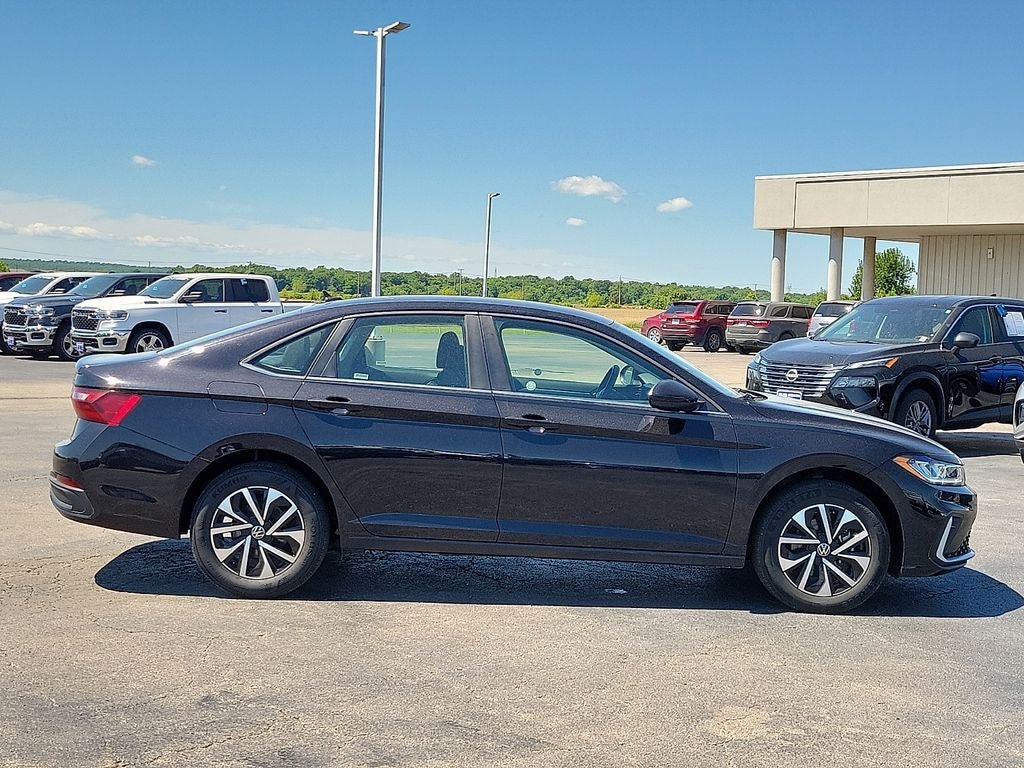 Used 2025 Volkswagen Jetta S FWD image 6
