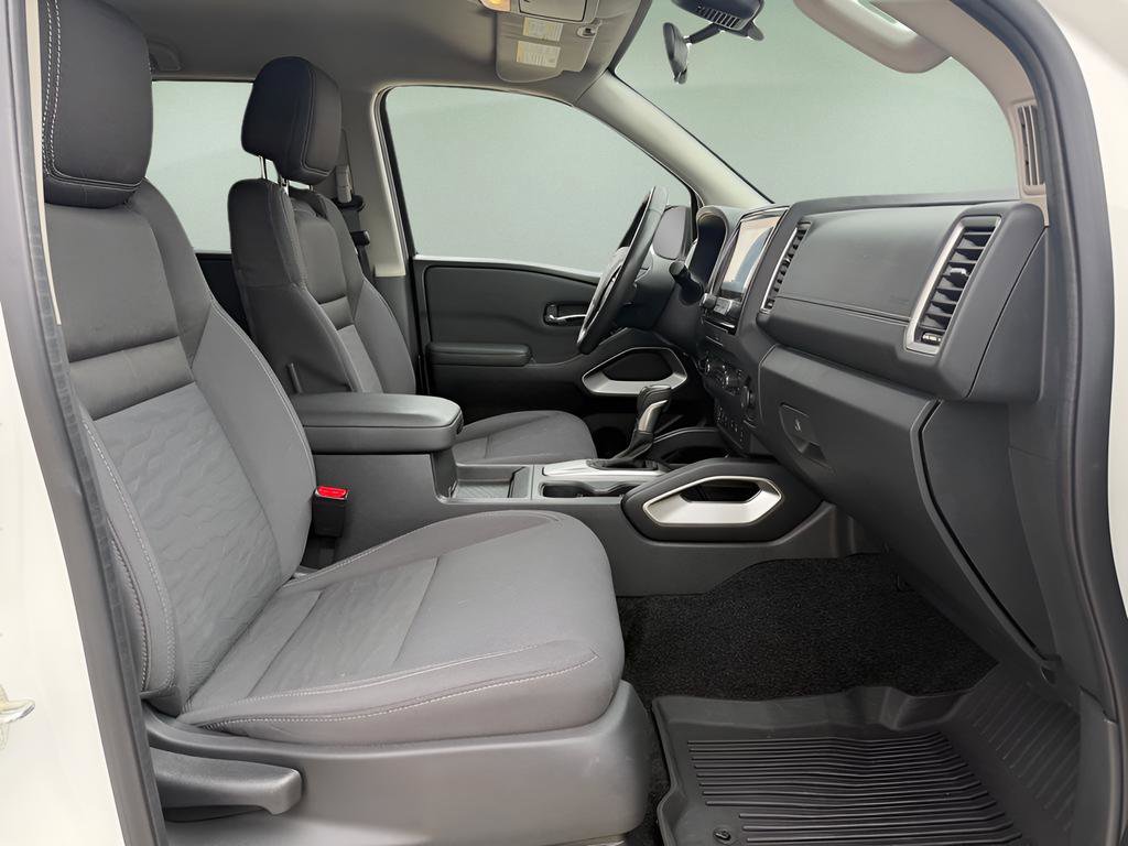 Certified 2022 Nissan Frontier SV image 15