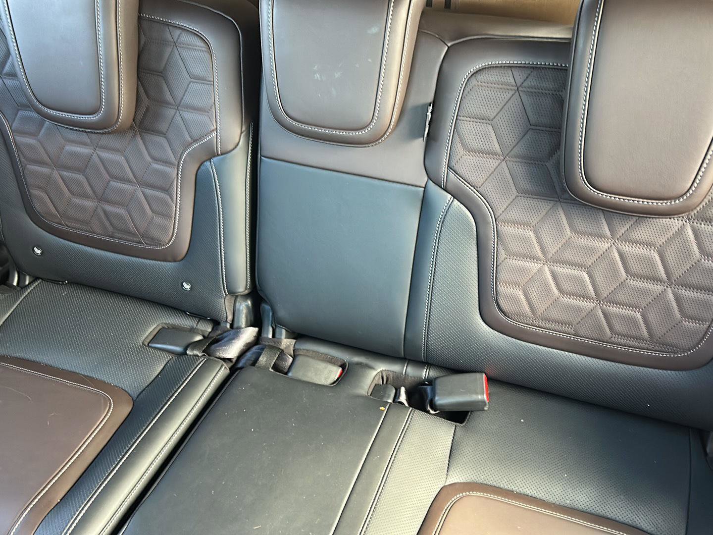 Used 2025 Nissan Armada Platinum w/ Convenience Package image 31