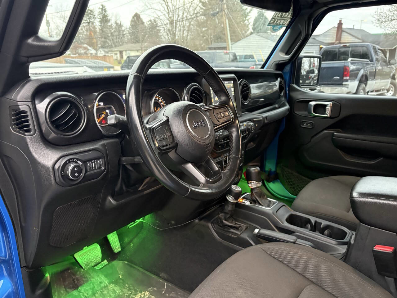 Used 2022 Jeep Gladiator Sport image 14