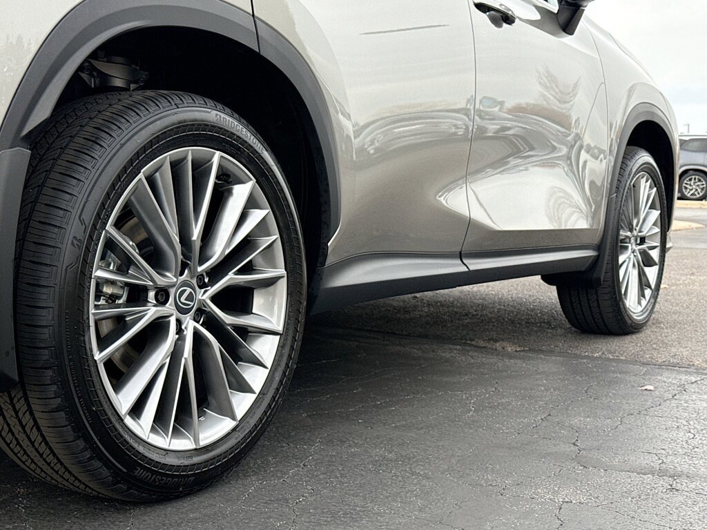 New 2026 Lexus NX 350h AWD w/ Premium Package image 13