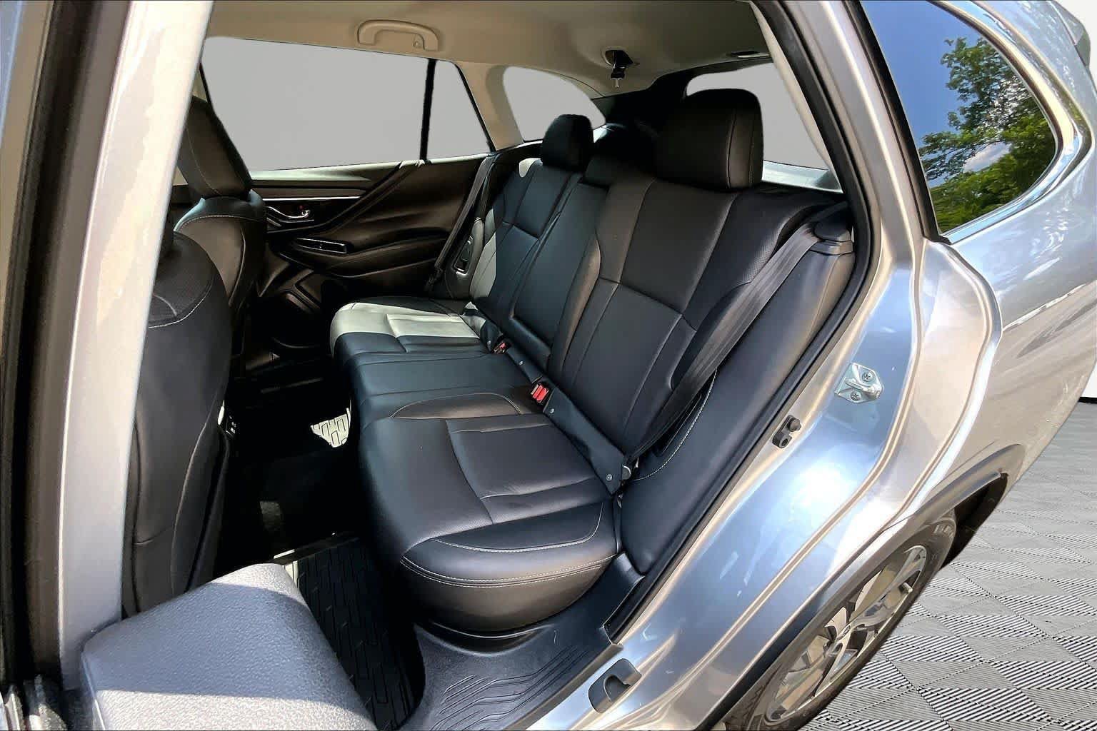Used 2022 Subaru Outback Limited AWD/4WD image 21