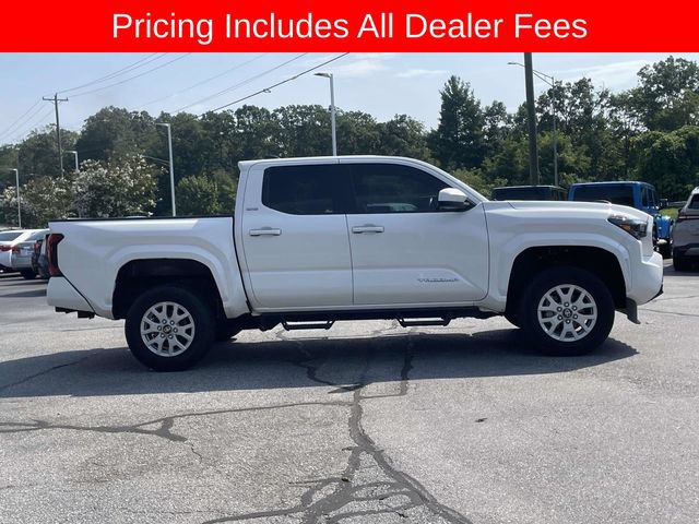 Used 2024 Toyota Tacoma SR5 AWD/4WD image 6