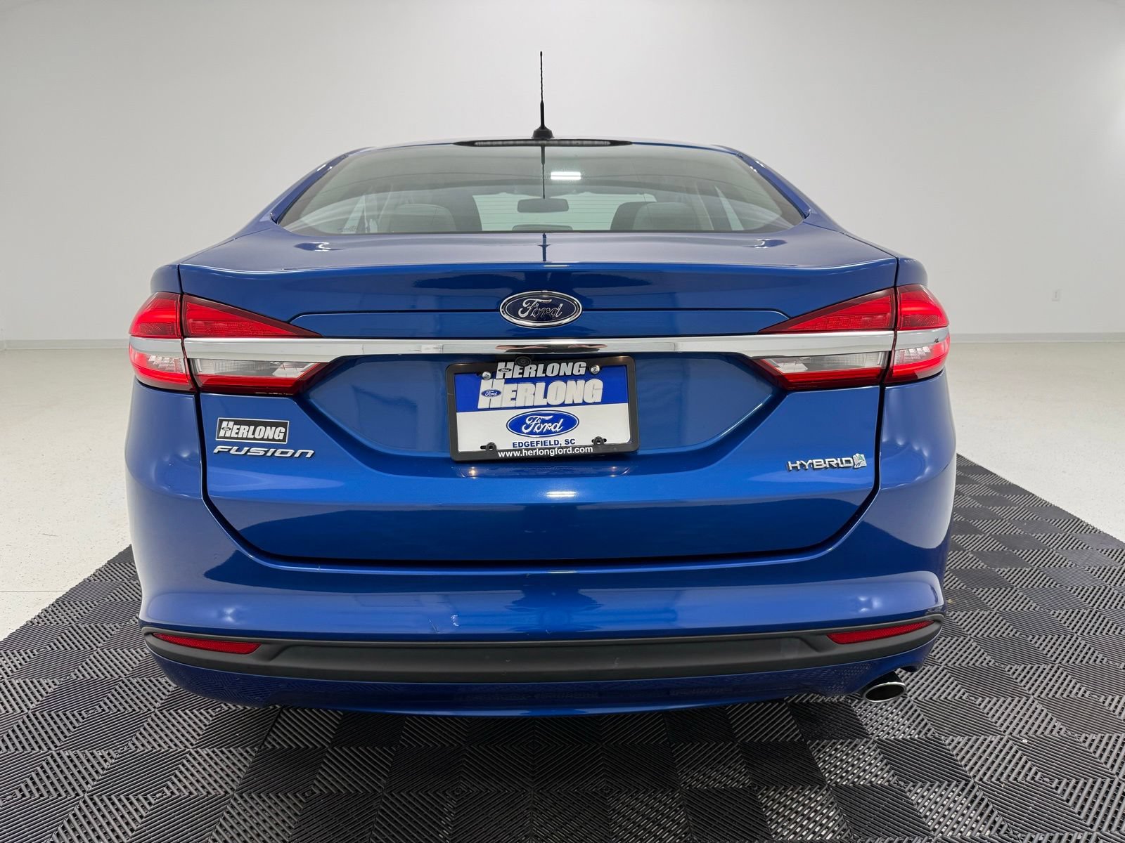 Used 2018 Ford Fusion S FWD image 7