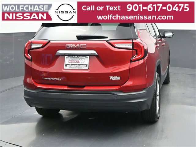 Used 2023 GMC Terrain SLE image 5