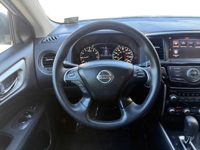 Used 2017 Nissan Pathfinder S AWD/4WD image 14