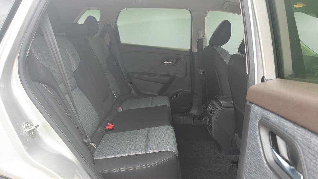 Certified 2023 Nissan Rogue SV AWD/4WD image 15