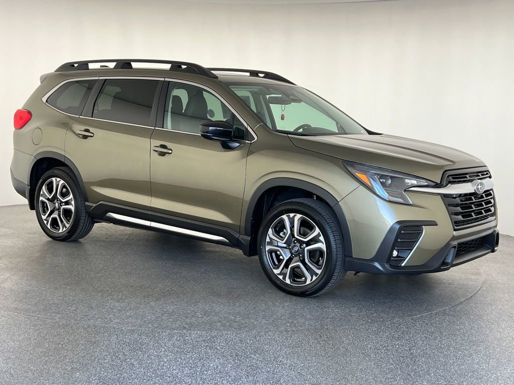 New 2025 Subaru Ascent Limited image 9