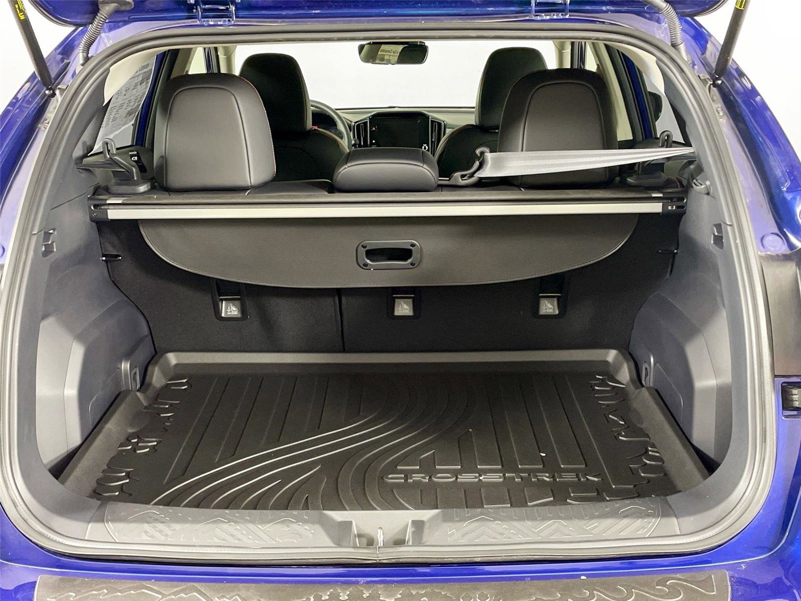 New 2026 Subaru Crosstrek 2.5i Limited w/ Crosstrek Mirror Package image 24