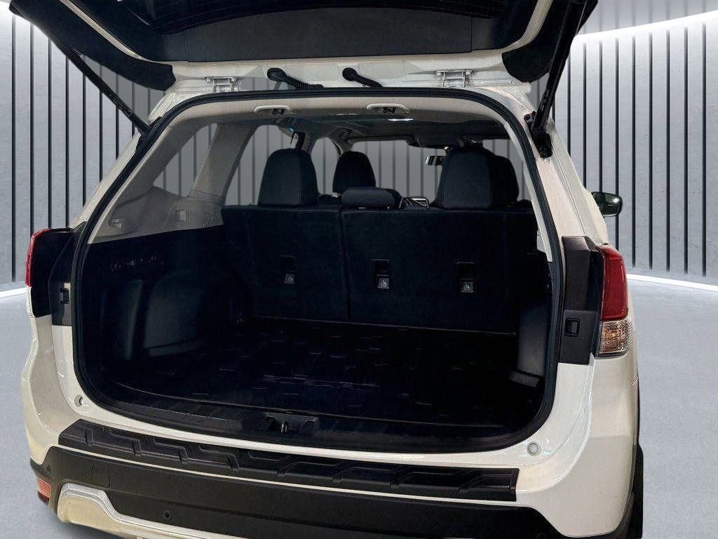 Certified 2024 Subaru Forester Touring w/ Pop Package 2 image 9