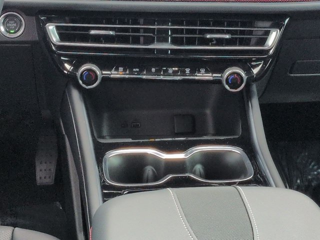 Used 2026 Chevrolet Traverse Z71 w/ Driver Confidence Package AWD/4WD image 19