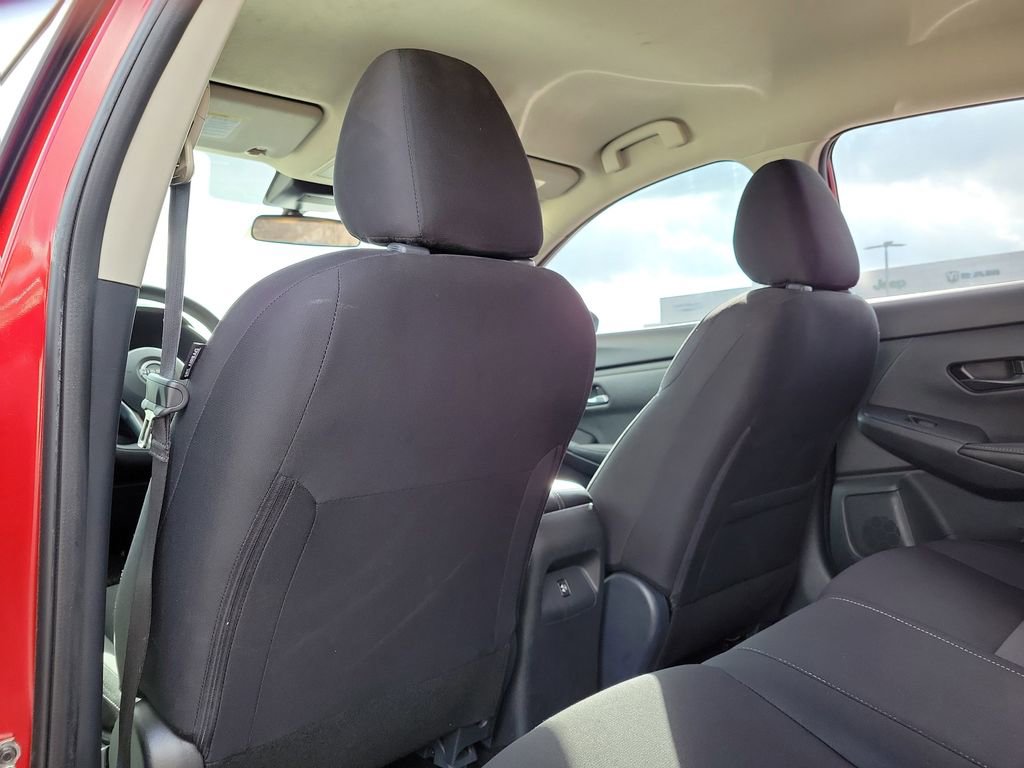 Used 2025 Nissan Sentra SV image 12