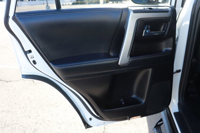 Used 2022 Toyota 4Runner SR5 Premium image 11